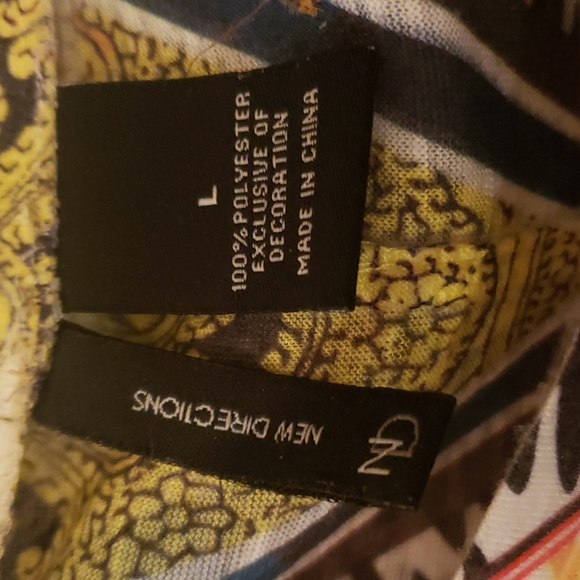 Asymmetrical top - Picture 4 of 5